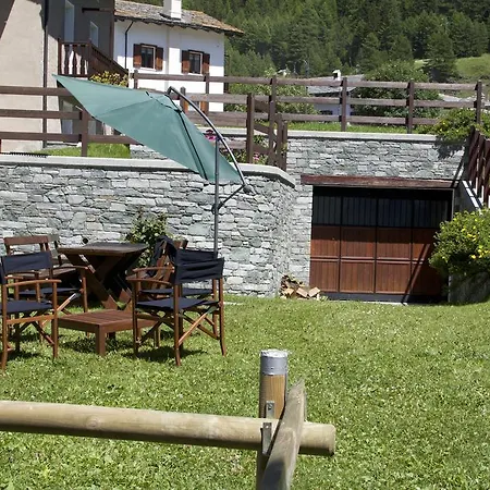 Maison Perron Cir- Vda-lathuile-n0062 בית הארחה לה טוויל